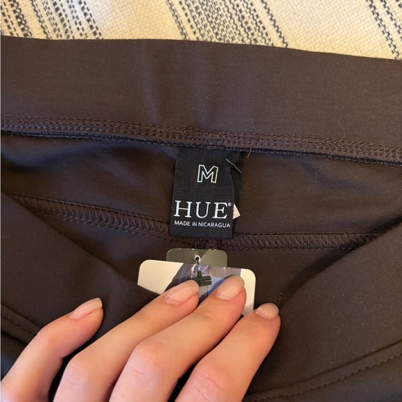 NEW with tags HUE Ponte Leggings - Picture 2 of 4